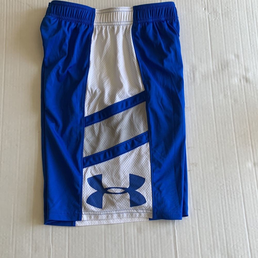 Boy M 10 12 Under Armour Athletic Shorts